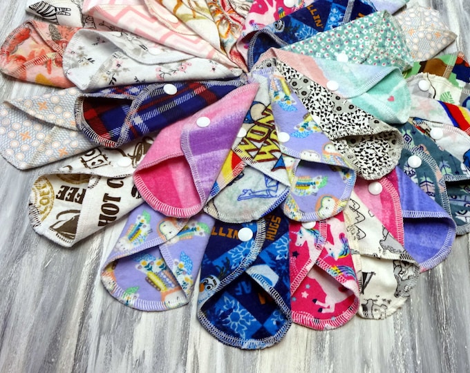 Featured listing image: 10 Pack - 6.5" CLOTH PANTYLINERS / Csp 100% Cotton LINERS Thin Regular Daily PantiLiner Washable Reusable Eco Friendly Zero Waste liner pads