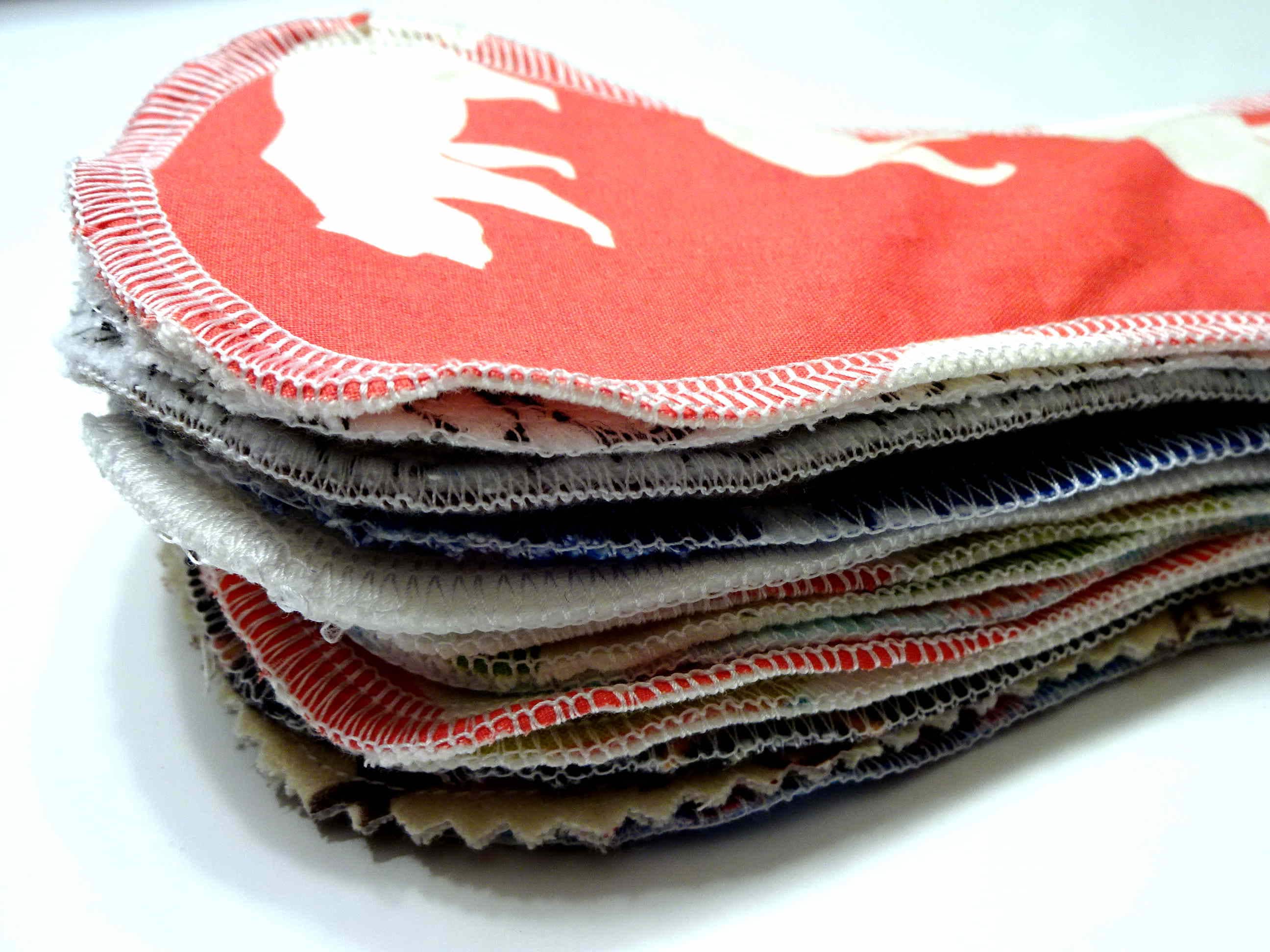 7.5 WINGLESS CLOTH PANTYLINERS & Pads / Panty Liners No snaps