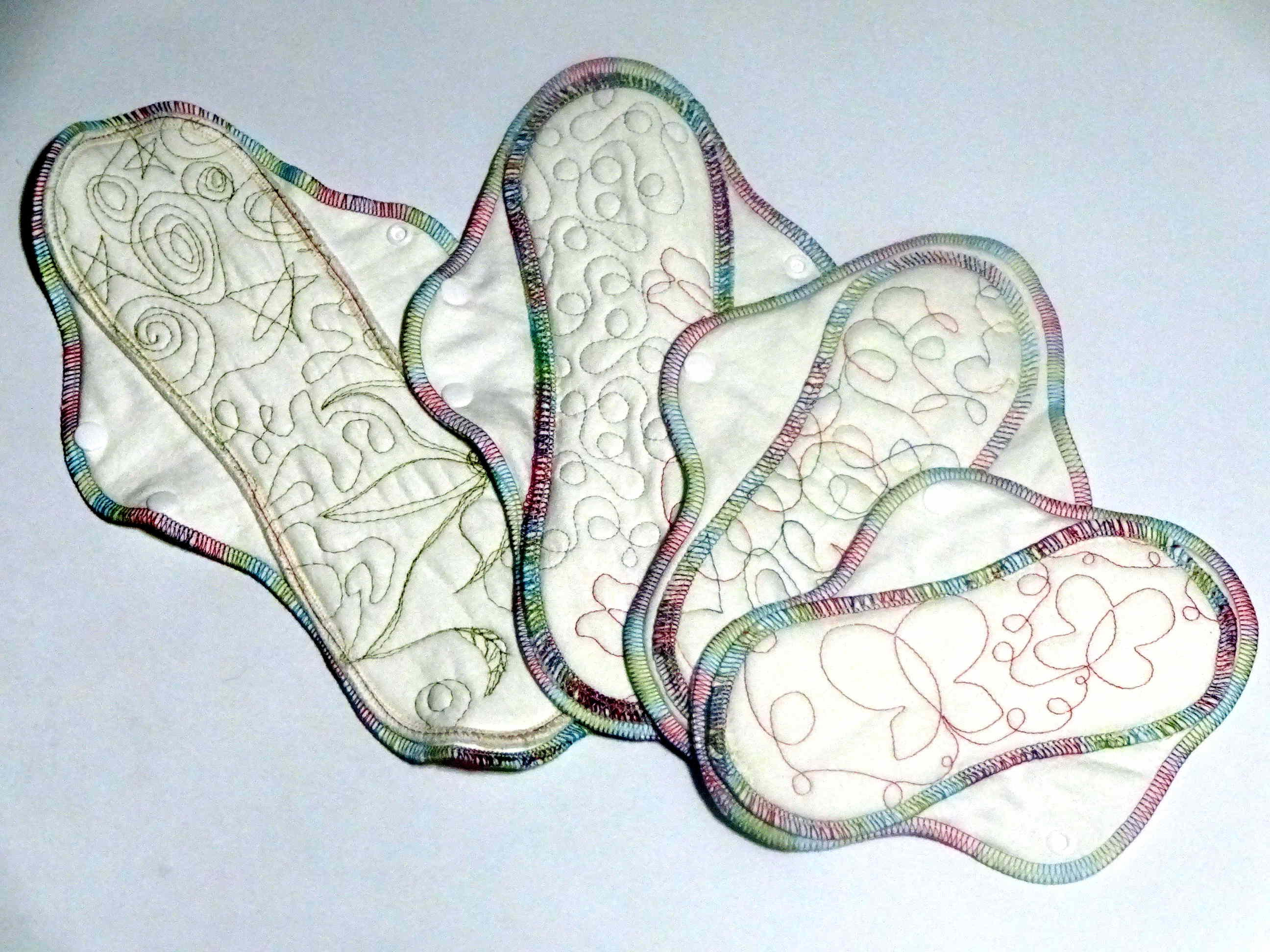 Organic Quilted Menstrual Pads With Instruction sheetby HuggableEarth