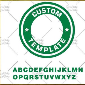 Puede incluir: Un círculo verde con el texto "CUSTOM TEMPLATE" en blanco. El círculo tiene una estrella blanca a cada lado. Debajo del círculo hay un conjunto de letras mayúsculas en negro: ABCDEFGHIJKLMNOPQRSTUVWXYZ.