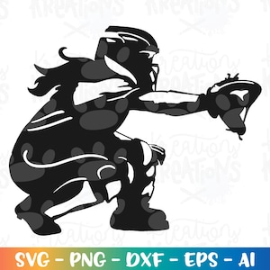 Op de afbeelding: Zwart-wit silhouet van een honkbalvanger met een gevlekt patroon. De vanger zit gehurkt en draagt beschermende kleding. De tekst "SVG - PNG - DXF - EPS - AI" is inbegrepen.