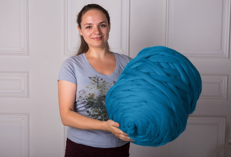 Merino wool yarn Jumbo wool 2 lbs1 kg Super chunky yarn Dyed Arm knitting Pure merino Big knit Wool roving Chunky yarn Giant wool