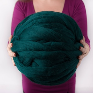 Merino wool yarn for knitting 23 micron