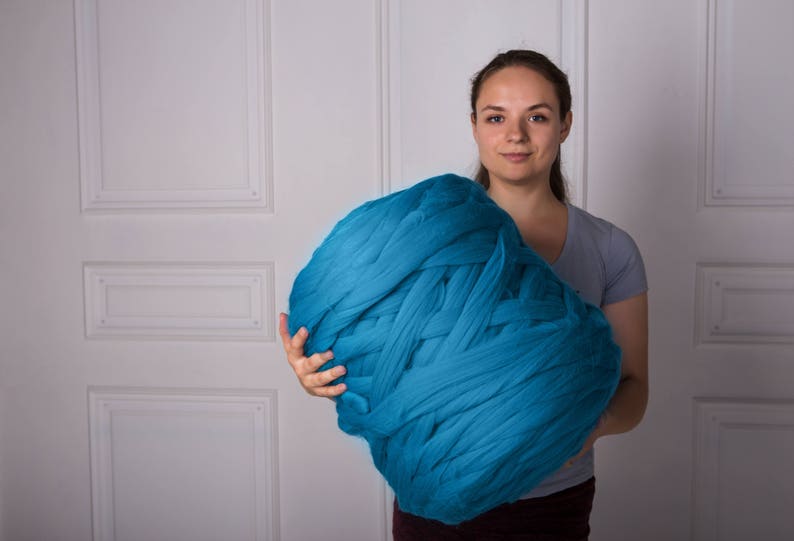 Merino wool yarn Jumbo wool 2 lbs1 kg Super chunky yarn Dyed Arm knitting Pure merino Big knit Wool roving Chunky yarn Giant wool