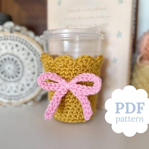 Patrón PDF para una manga de crochet con lazo para café helado o para llevar con lazo estilo cottagecore