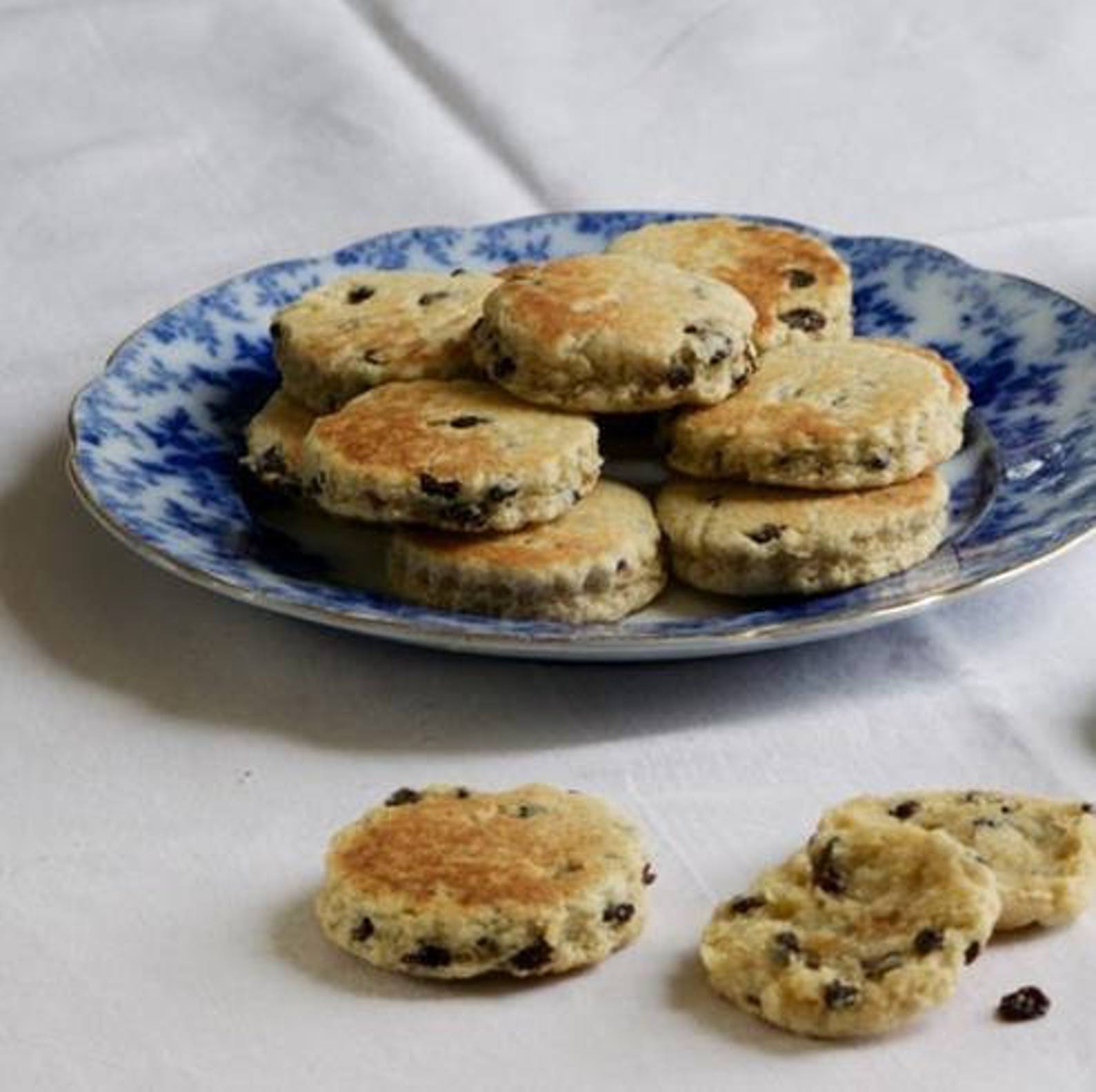 Welsh Cakes 1 Dozen Griddle Cakes Traditional British Etsy