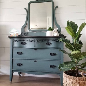 Ocean Sweet Pickins Milk Paint