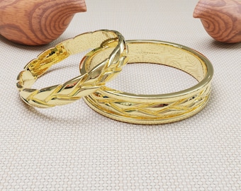 14k Gold his and hers wedding bands. Wedding bands gold. Matching wedding bands. Wedding rings. Couple rings. Wedding rings set.