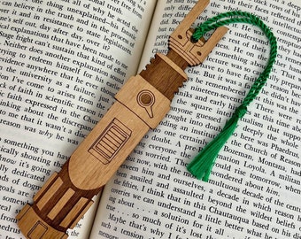 Sabine Wren Lightsaber Bookmark – Laser Engraved Alder Wood, Star Wars Gift