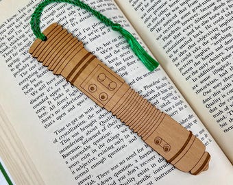 Kit Fisto Lightsaber Bookmark - Star Wars Alder Wood Laser Engraved Tassel