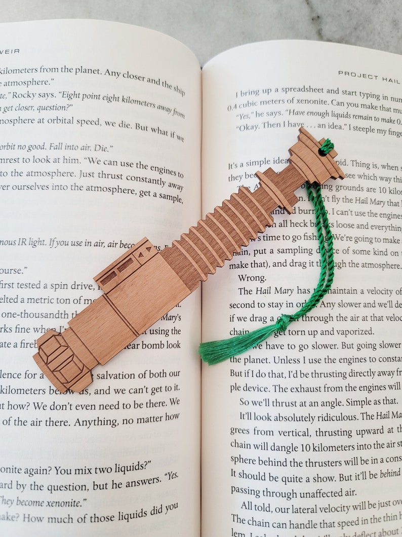 Star Wars Luke Skywalker Lightsaber Bookmark with Tassel Add Custom Engraving to Back Laser Engraved Alder Wood Light Saber Book Mark Bild 1