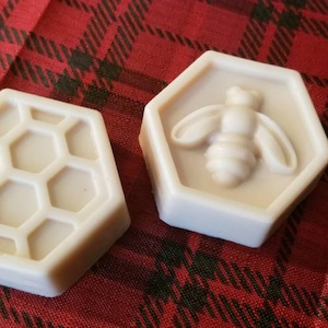 RAW Honey Goats milk Soap - Sensitive Skin Moisturizing Natural Gentle Face - Body Cleanser Bar - Care (also available in Shea) Handcrafted