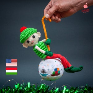 Snowflake and Xmas bauble crochet pattern