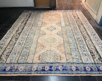 Vintage Oushak Area Rug: Handmade Turkish Traditional 9'6" x 11'5" Rug