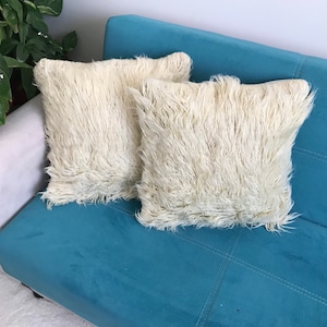 Shaggy Wool Pillow Cover Set: Vintage Turkish Rug, Boho Home Decor (18.5&quot; x 18.5&quot;)