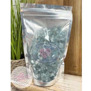 16 oz Aqua Reflective 1/4 in Irregular Crushed Broken Glass, Shattered Glass for Resin, Glass Geode, Resin Art Materials, Glass Chips