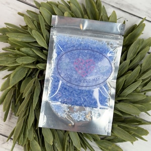 2 oz Daydream Blue 1-3 mm Irregular Crushed Broken Glass, Shattered Glass for Resin, Glass Geode, Resin Art Materials, Glass Chips