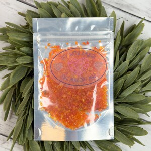 2 oz Sunset Glow Orange 1-3 mm Irregular Crushed Broken Glass, Shattered Glass for Resin, Glass Geode, Resin Art Materials, Glass Chips