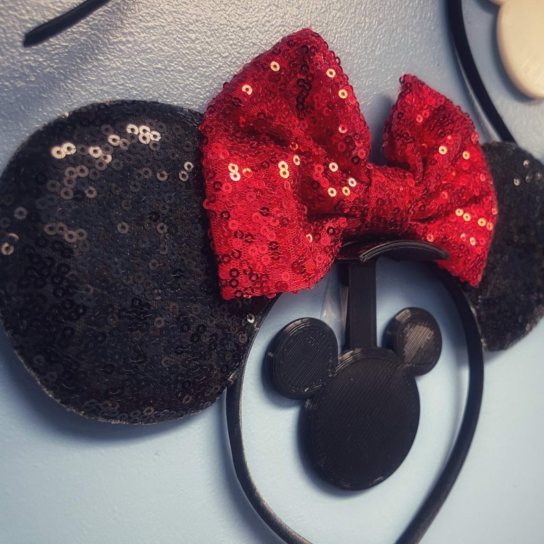 Mouse Ears Wall Hanger, Wall Display for Magic Mouse Ear Headbands, 3m command hook. image 2