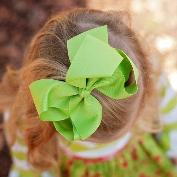 6 Inch Oversize Basic Hair Bow with Alligator Clip. Grosgrain Ribbon. Girls Hair Bow.