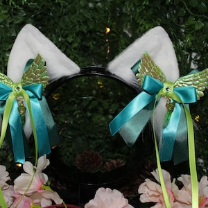 Winged Crystal Bow Set