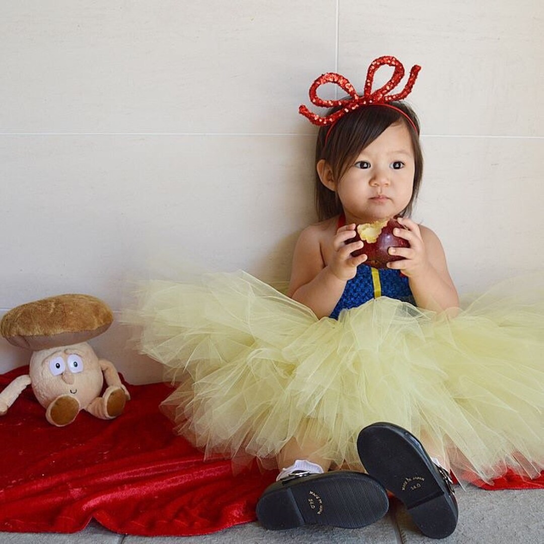 SNOW, Snow White Dress, Princess Dress, Snow White Costume, Snow
