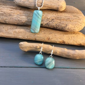 Turquoise swirls jewellery set, light blue, grey and white drop pendant necklace and earrings fused glass jewellery.