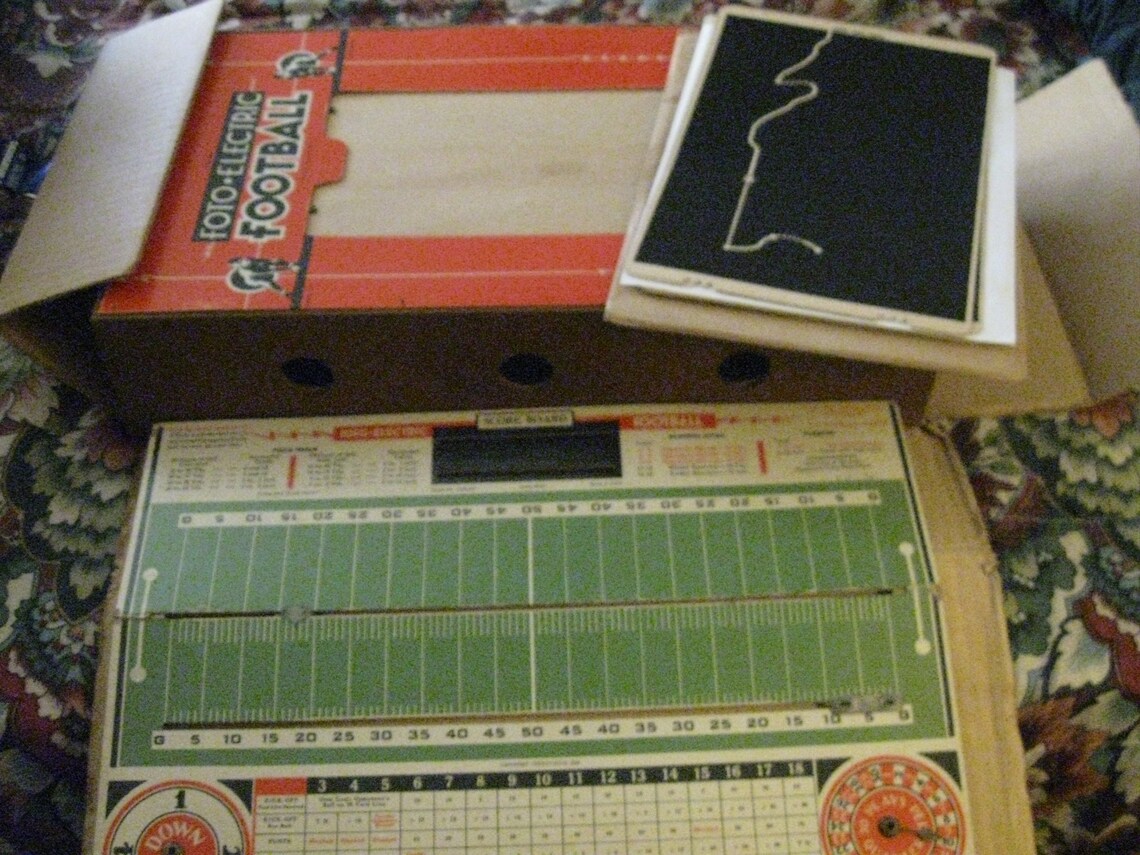 1941 Cadaco Ellis Foto Electric Football Game | Etsy