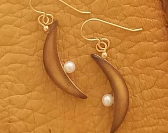 UV reactive earrings Glow in the dark Glow Deer Antler Earrings bluewhite