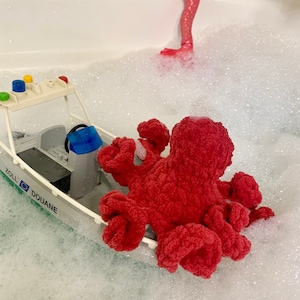 Octo Scrubby PDF Crochet Pattern for an earth-friendly bath scrubby, reusable water balloon like toy, dish scrubby, or squishy toy.