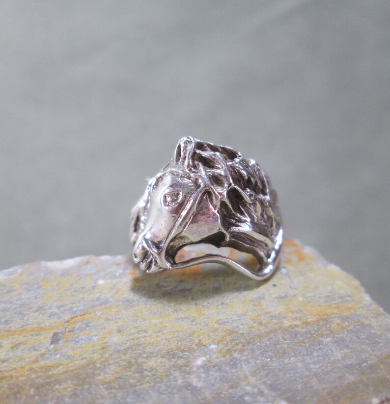 Bespoke Sterling Silver Ring Sculpted Horse Profile with Bridle and Mane Size 6 Equestrian Jewelry image 8
