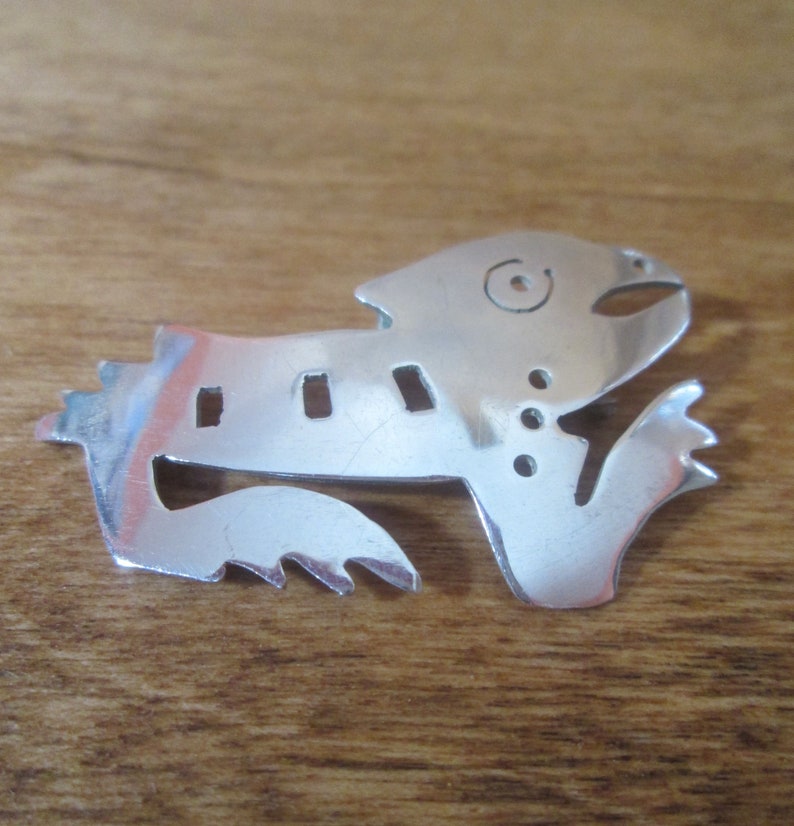 Sterling Silver Brooch AZTEC SALAMANDER Dragon Signed Artisan Made