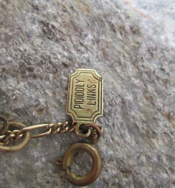 Pididdly Links Charm Bracelet, 9 Vintage Brass Ch… - image 4