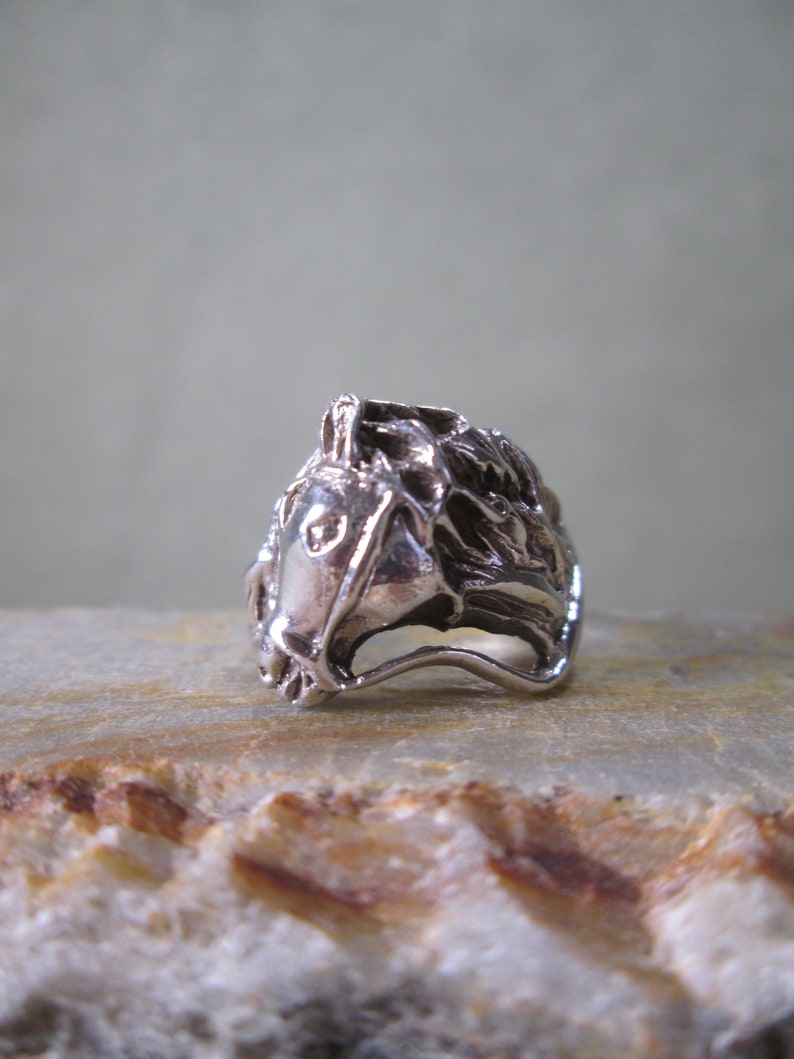 Bespoke Sterling Silver Ring Sculpted Horse Profile with Bridle and Mane Size 6 Equestrian Jewelry image 2