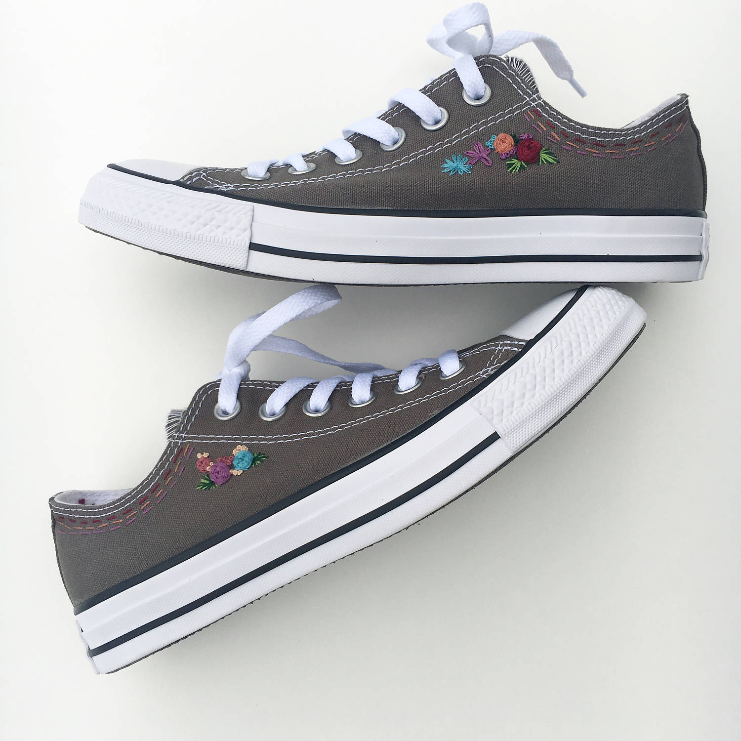 flower stitched converse