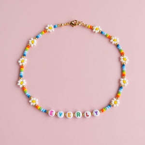 Colorful Flower Necklace: A Unique Personalized Rainbow Gift.