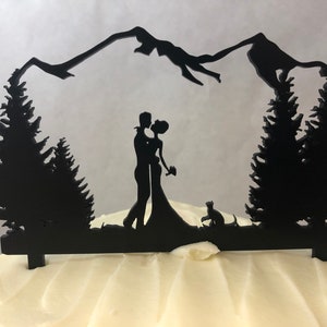 Outdoor Wedding Couple Cake Topper with Cat. Wedding Couple and Cat Cake Topper. Rustic Cake Topper. Bride & Groom with Cat Cake Topper.
