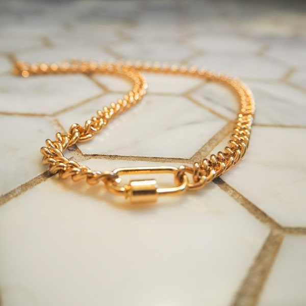 Carabiner Gold Chain Choker