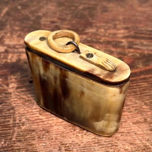 19th Century Horn Snuff Box with Carved Hand Hole Cover - Folk Art Antique Tobacco Artifacts - Unique Carving Design with Hook and Patina