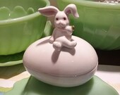 1978 Fitz Floyd Easter Egg Trinket Box - Porcelain Bunny Rabbit with Carrot - Easter Basket Gift - Spring Home Decor