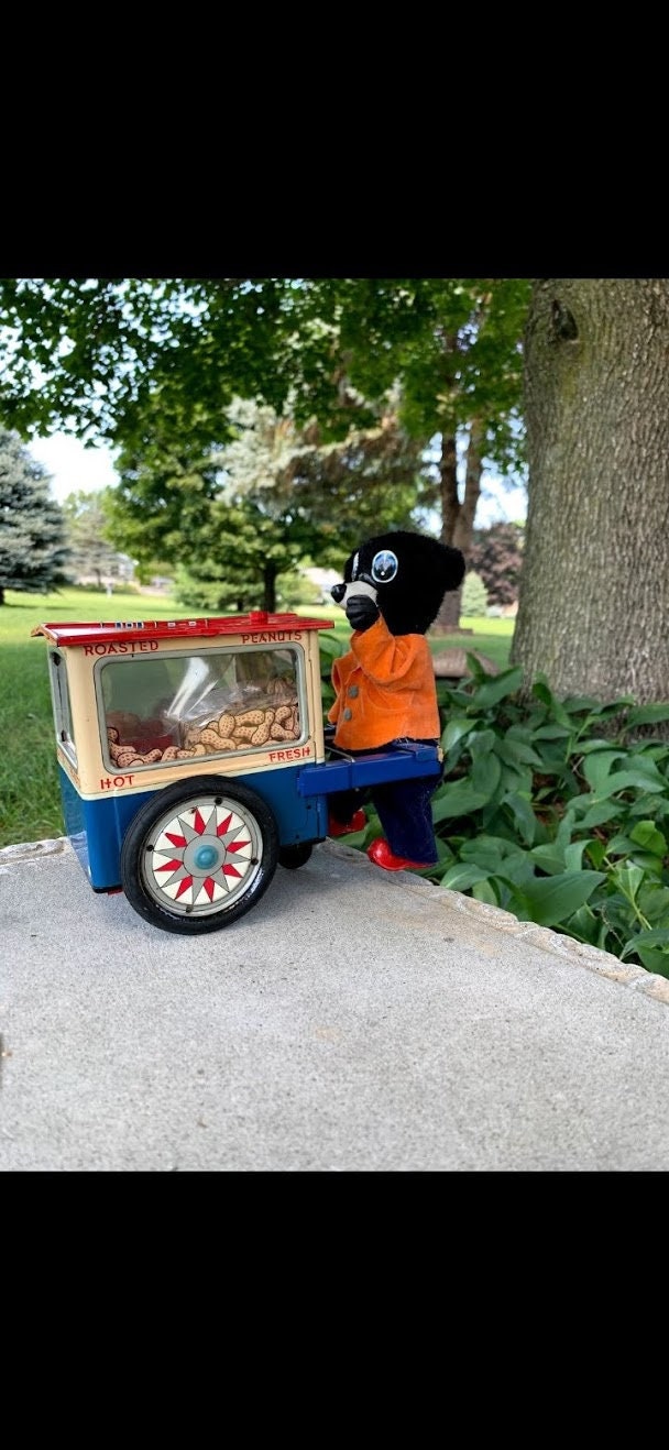 Peanut Vendor - Etsy