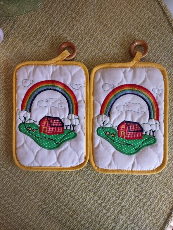 VENTA Deadstock Rainbow Cottage Agarraderas amarillas - Juego de 2