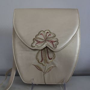 Vintage Leyla Mitra Gold Flower Accent Handbag
