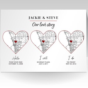以下が含まれることがあります： 3つのハート型の地図がデザインされた白いカード。テキストは「JACKIE & STEVE」と「Our love story」です。各ハートには赤い点があり、場所と日付を示すテキストが含まれています。Point State Park、Schenley Plaza、The Priory。