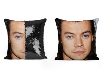 Harry magic pillow | Etsy Xenomorph Sequin Pillowcase, Mermaid