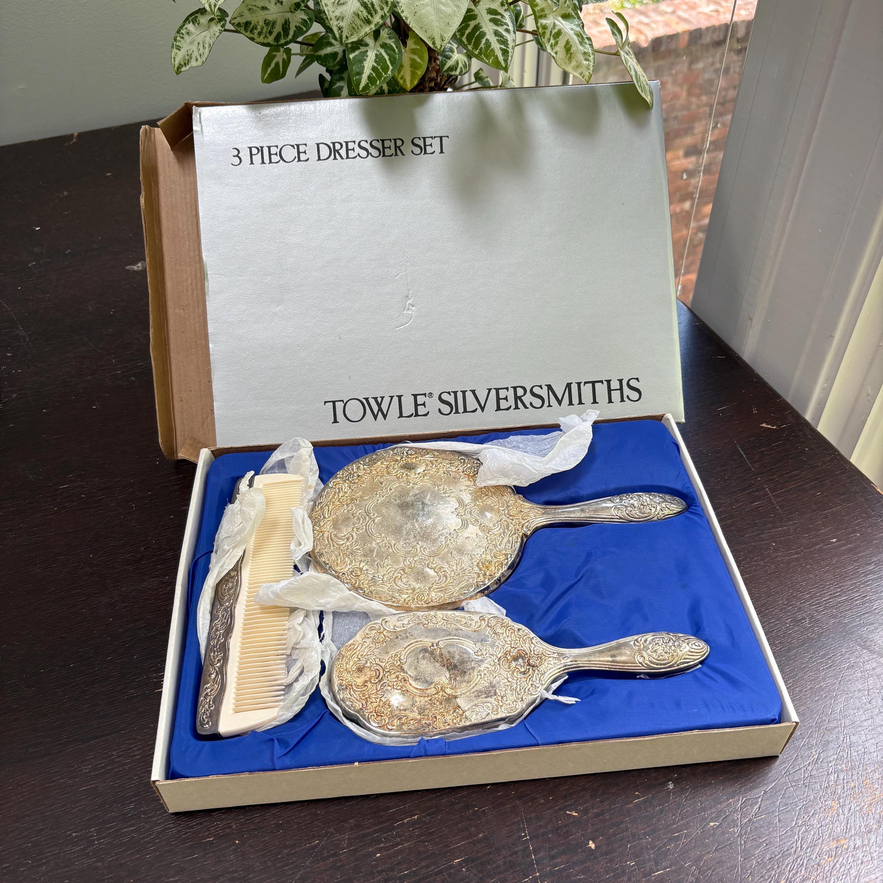 Unused Towle Dresser Set 3259 3-pc Silver Plate Mirror, Hair Brush