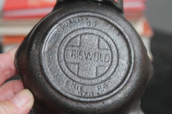 GRISWOLD グリスウォルド社 鋳鉄製 ビンテージ ワッフルメーカー NO7 GRISWOLD グリスウォルド社 鋳鉄製 ビンテージ ワッフルメーカー NO7