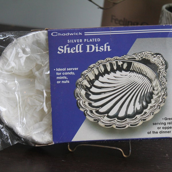 Chadwick Silverplated Shell Dish NEW UNUSED in original box item 98601 <c> 1992 vintage silverplated nut candy relish dish