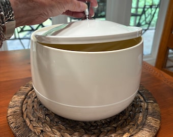 Cubitera Atomic Ice Bucket Dinex Servall de plástico aislante, diseño moderno de mediados de siglo (MCM), para alimentos fríos o calientes o hielo.