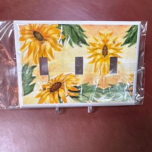 Placas para interruptores con diseño de girasoles, de Artisan Burbage. Placas de pared con interruptor de palanca de 3 pulgadas. Cubiertas para interruptores de luz. Jardín artístico con flores de girasoles, Charleston, Carolina del Sur.
